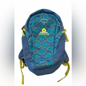 Osprey Daylite 13 Liter Hiking Backpack Rare Blue Feather Print *WITH LOGO*